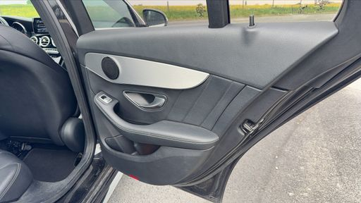 Mercedes Classe C 220 CDI 170 9G-Tronic - AMG Line – 2017 – 126000 km – Diesel – Boîte Automatique — photo 13