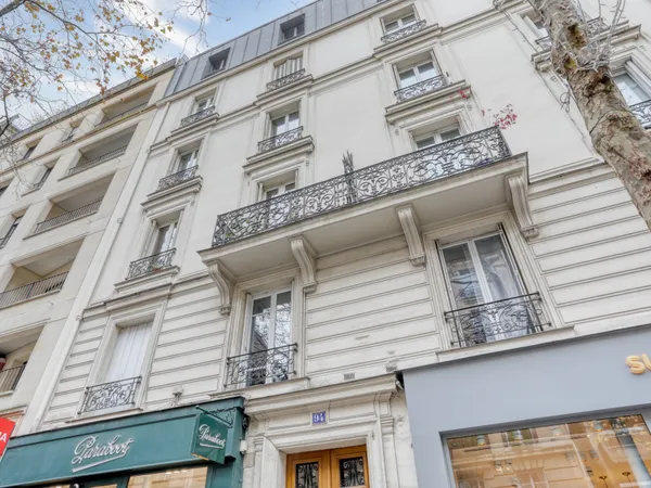 À Boulogne-Billancourt, grand appartement à acheter