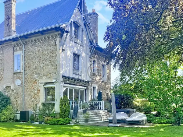 Demeure de prestige Proche de Château Thierry 10 pièce(s) 295 m2