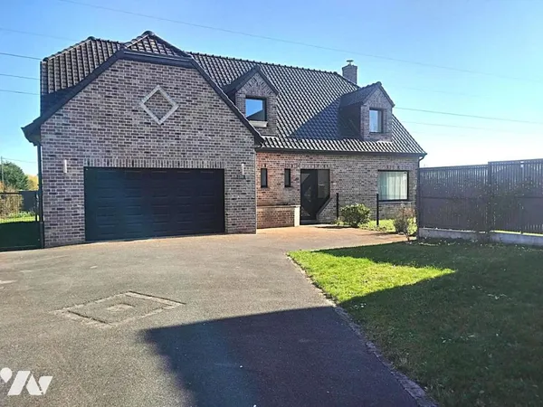 Maison 8 pièces 173 m²