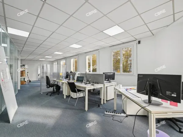 Bureaux 6 pièces 280 m²