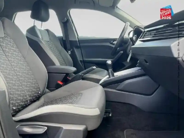 Audi A1 sportback 30 tfsi 110ch advanced 2 — photo 5