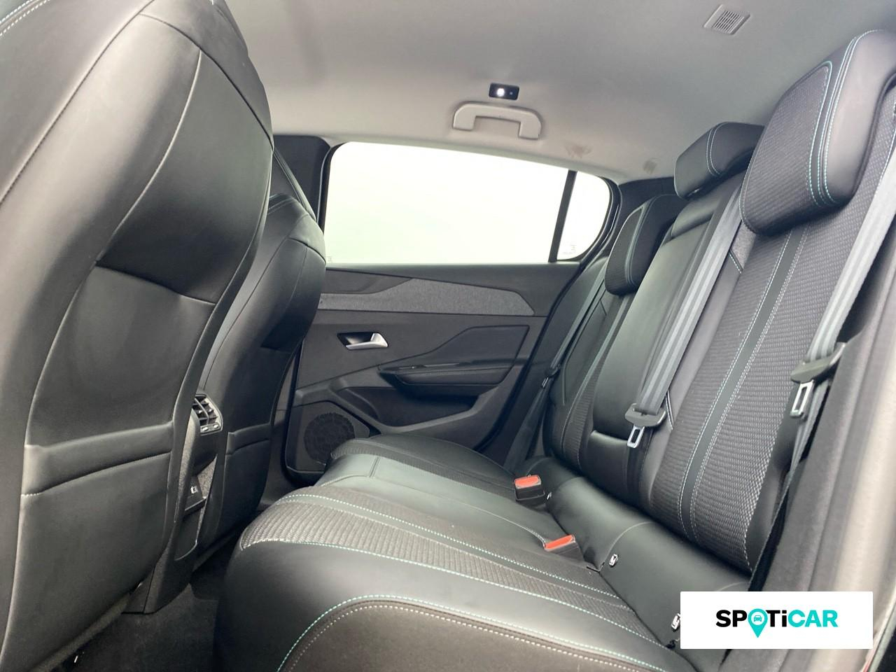 Peugeot 308 1.2 puretech 130ch s&s allure pack — photo 10
