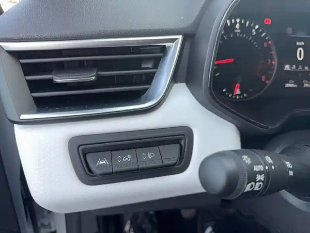 Renault Clio tce 90 — photo 23