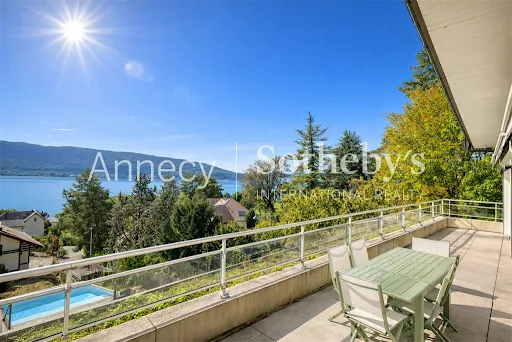 Appartement 6 pièces 163 m²