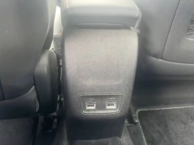 Peugeot 208 electrique 50 kwh 136ch — photo 18