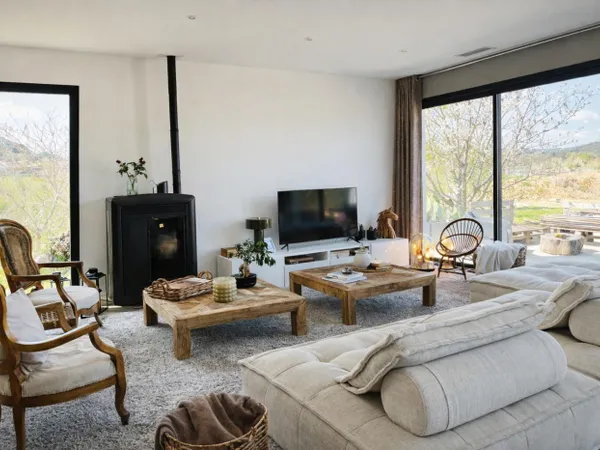 ASPIRAN - VILLA CONTEMPORAINE - A VENDRE
