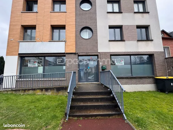 Bureaux, local commercial 227 m² MAROMME