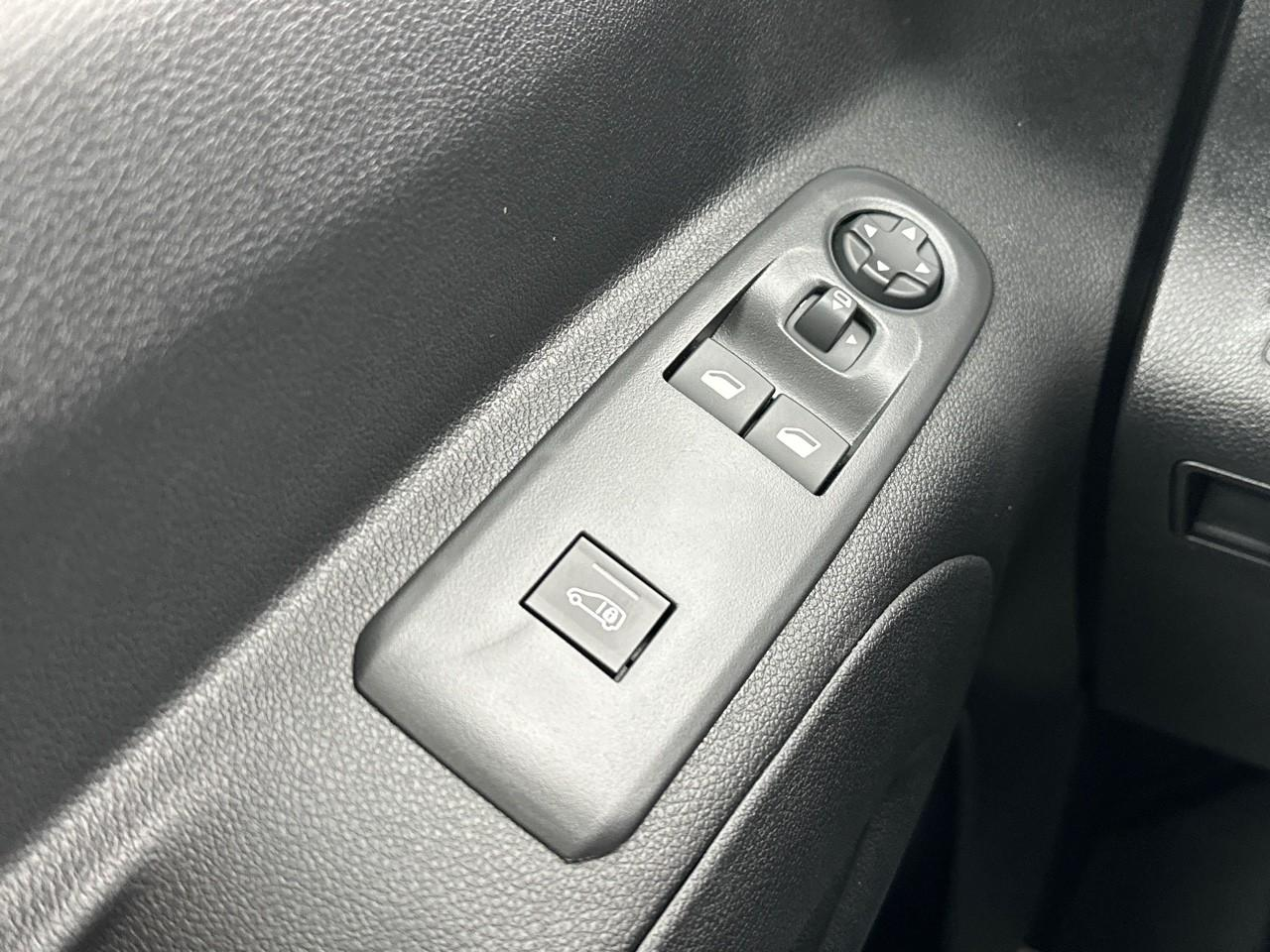 Citroën Berlingo van m diesel 100 ch manuelle — photo 15