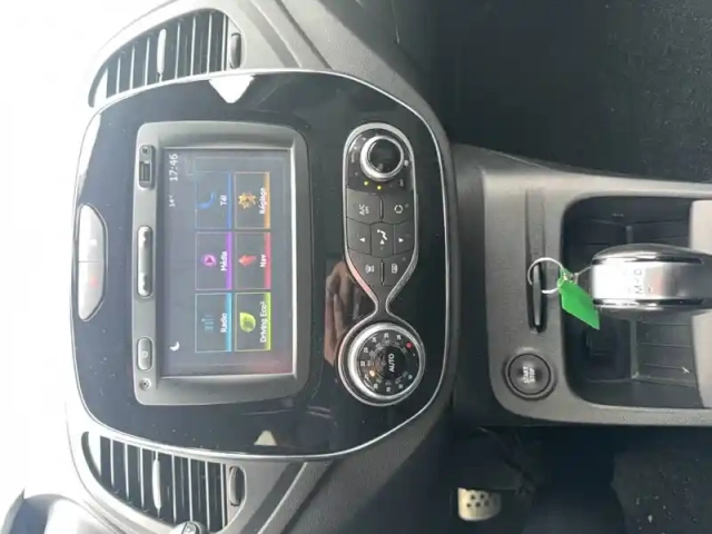 Renault Captur tce 120 energy edc intens