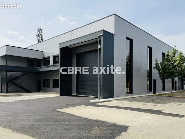 LOCAL D'ACTIVITE 435 m² SAINT-ALBAN-LEYSSE