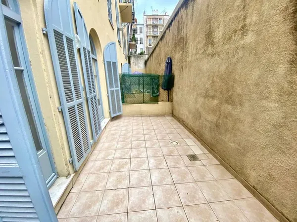 Studio 1 pièce 19 m²