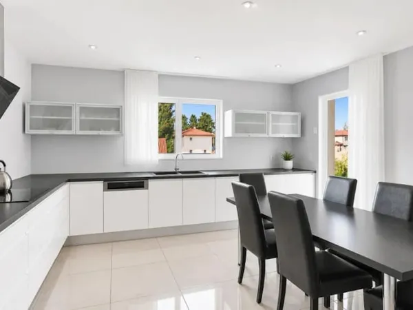 Maison 6 pièces 138 m²