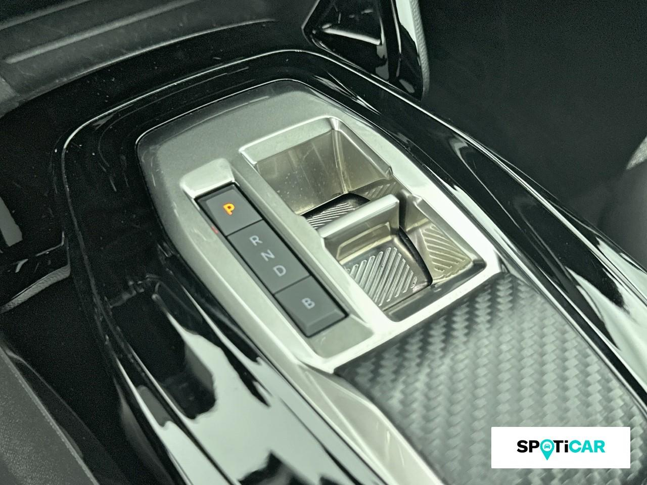 Peugeot 2008 e-2008 156ch 54 kwh allure — photo 14