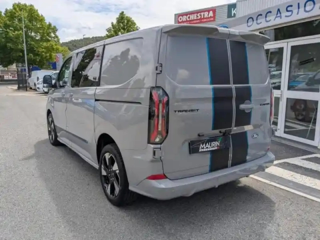 Ford Custom transit  fg 320 l1h1 2.0 ecoblue 170ch cabine approfondie sport bva8 — photo 7