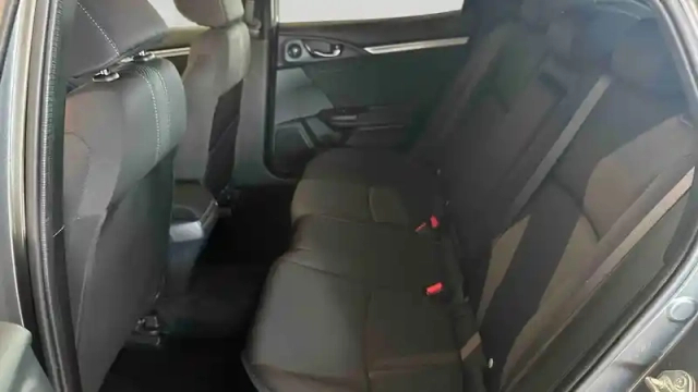 Honda Civic 1.0 i-vtec 129 — photo 21