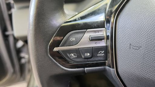Peugeot 308 SW 1.5 BlueHDi 130 - Active – 2022 – 148465 km – Diesel – Boîte Manuelle — photo 9