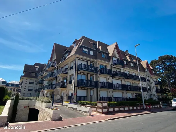 Location place de parking sécurisée - Deauville centre - Avenue Victor Hugo