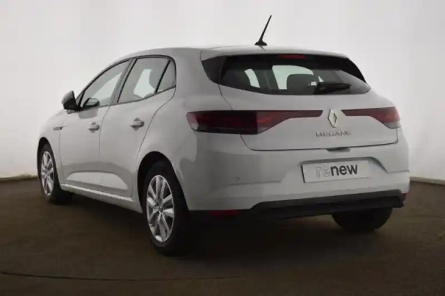 Renault Megane iv berline tce 115 fap - 21n business — photo 5