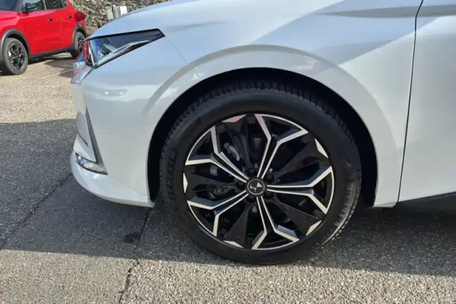 Ds Ds 4 hybride 145 e-dct6 — photo 48