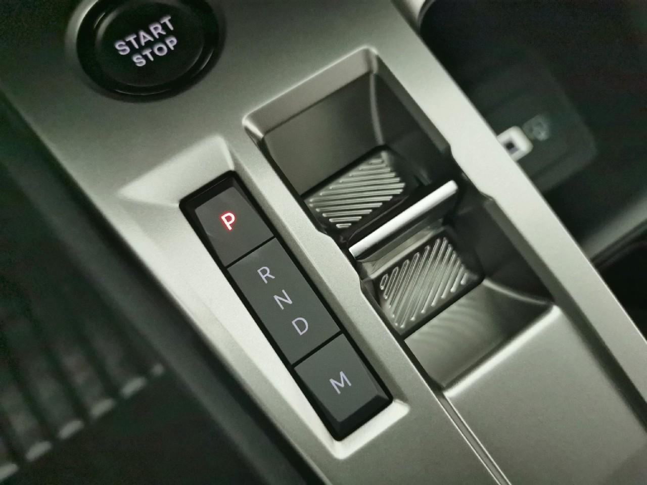 Peugeot 308 sw hybrid 145 e-dcs6 style — photo 31