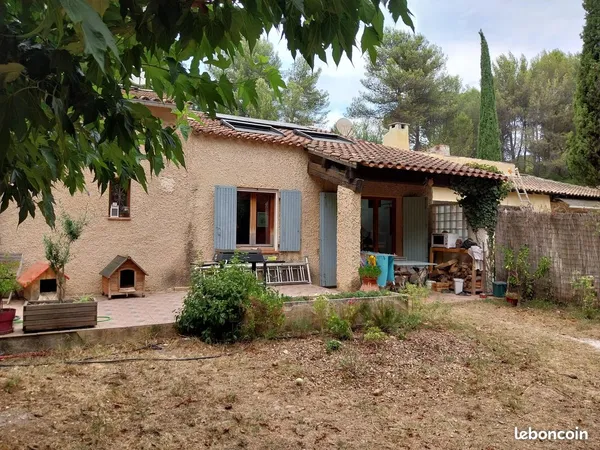 Maison Aubagne Royante