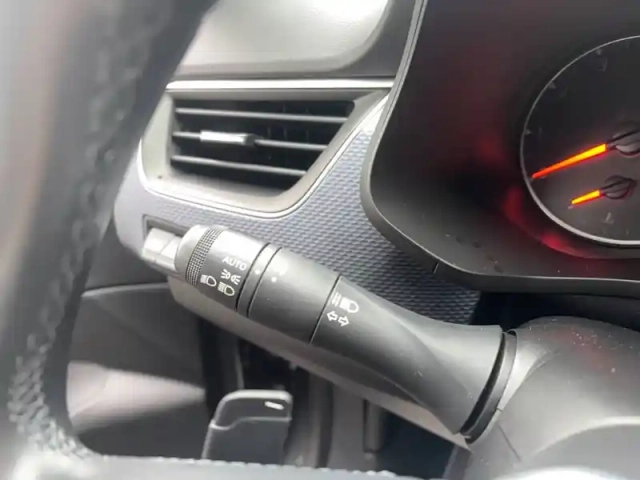 Renault Arkana mild hybrid 140 edc fap - 22 — photo 92