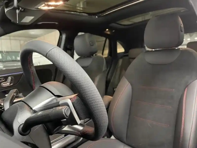 Mercedes Gla 250 e hybrid eq amg line — photo 5