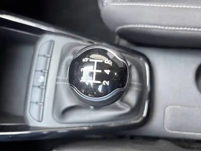 Kia Rio 1.2 dpi 84ch bvm5 — photo 19