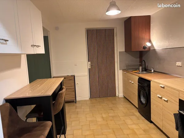 Studio meublé rénové - Feyzin