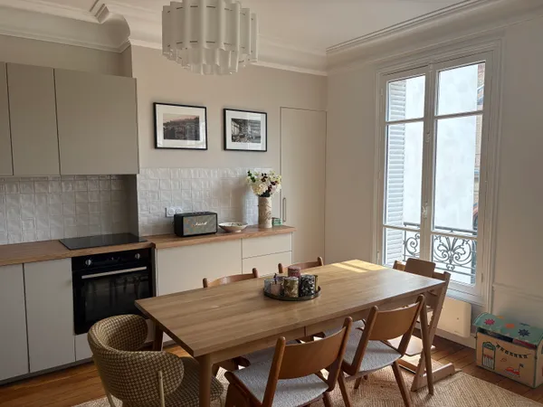 Au coeur des Batignolles - Superbe trois pièces avec grand séjour lumineux pour location saisonnière