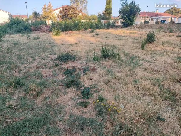 Lorette 42420 Terrain 580 m²