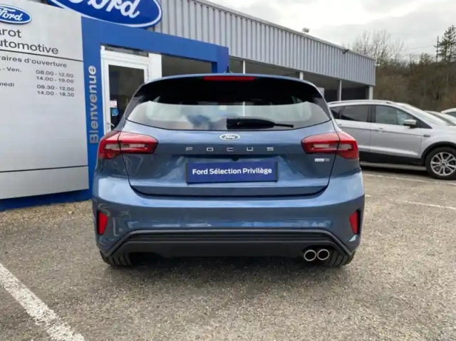 Ford Focus 1.0 flexifuel mhev 125ch st-line design — photo 21