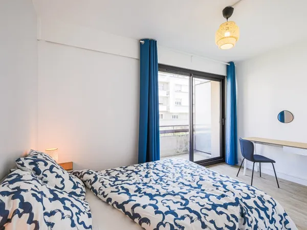 Chambre meublée parking/fibre/elec tt compris