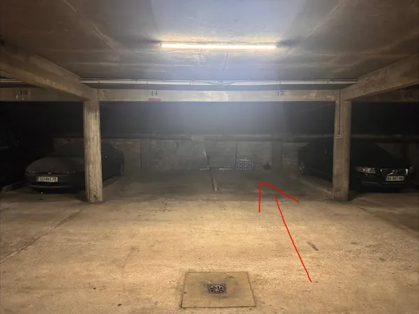 Parking 16 m²