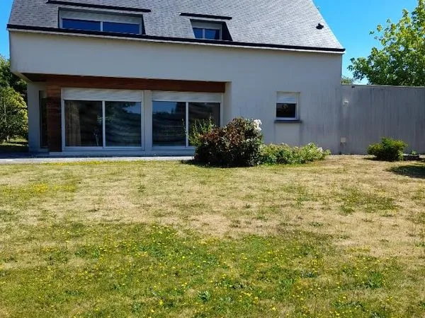 Maison Location Brécey 3p 104m² 820€