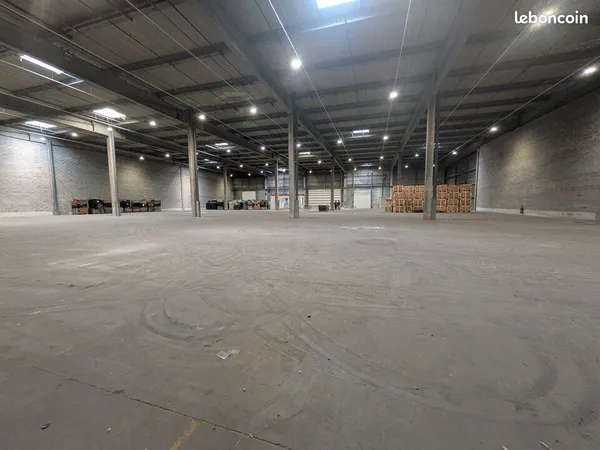ENTREPOT - LOGISTIQUE 2850 m² LE GRAND QUEVILLY