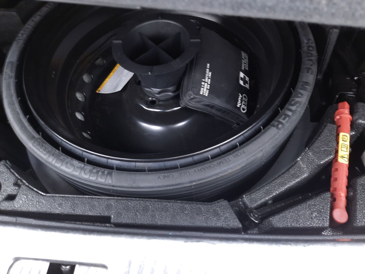 Audi Q5 — photo 18