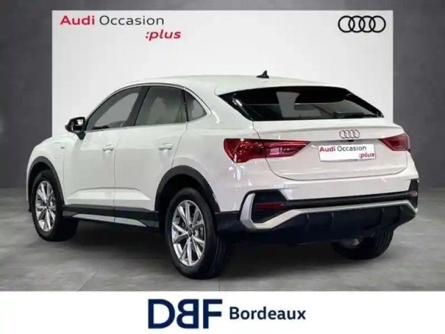 Audi Q3 45 tfsie 245 ch s tronic 6 s line — photo 3