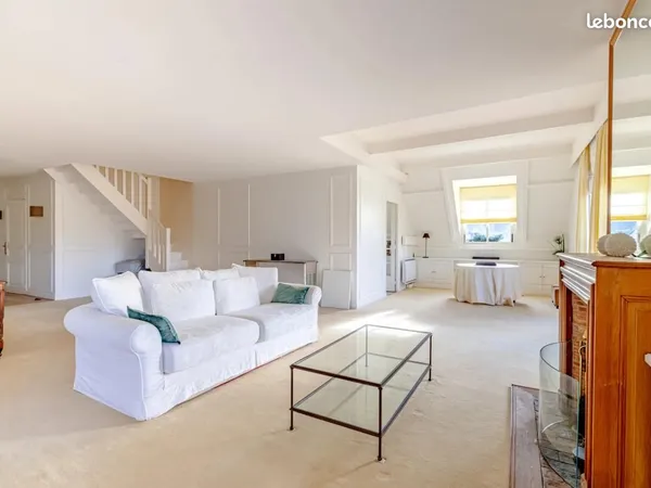 Duplex 5 pièces 160 m²