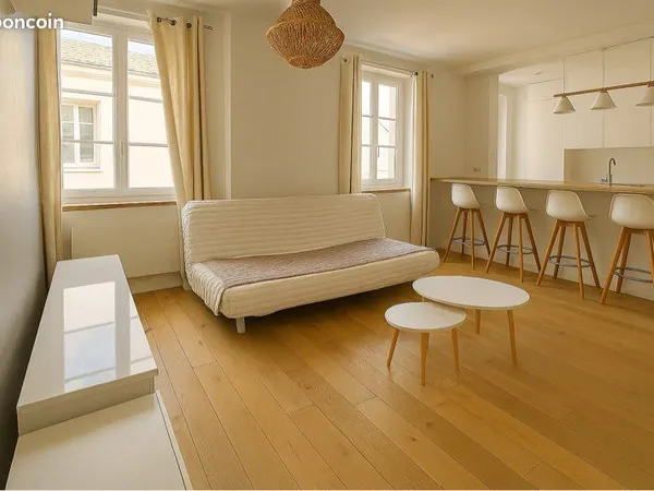 Rare Boulogne-Billancourt | 2 pièces 40 m² | Dernier étage | Traversant Est-Ouest | Cave | DPE D