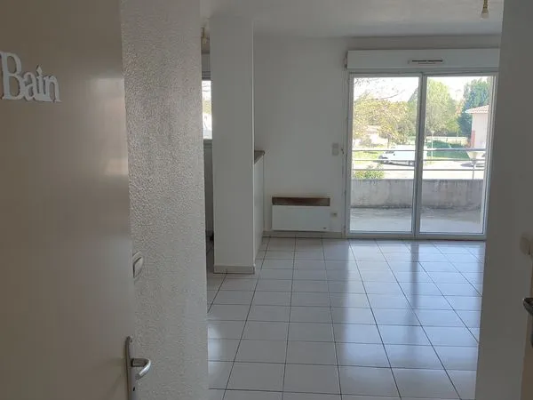 T2 avec balcon et places de parkings labastide saint sernin 31620