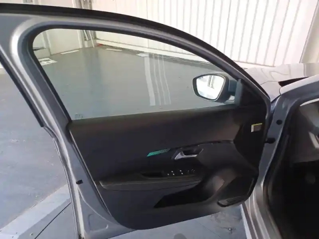 Peugeot 208 bluehdi 100 s&amp;s bvm6 — photo 89