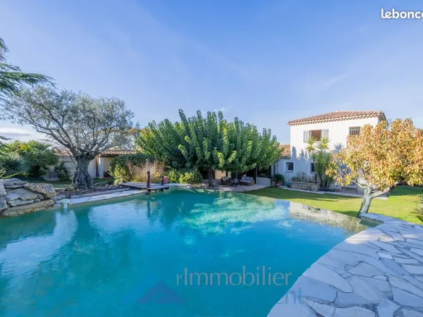 Maison 5 pièces 150 m²