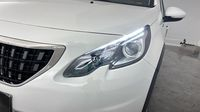 Peugeot 2008 1.2 PureTech 110ch E6.c Allure S&S EAT6 — photo 17