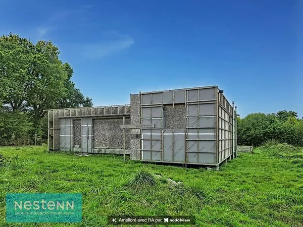 SAINT-MARTIN-DES-PRÉS - MAISON CONTEMPORAINE À OSSATURE BOIS À ACHEVER !