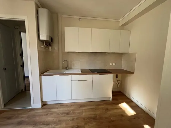 2 PIECES 28,30m²