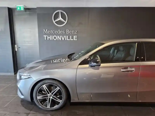 Mercedes Classe A 180 progressive line — photo 40