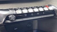 Peugeot 3008 HYBRID 225ch GT e-EAT8 — photo 15