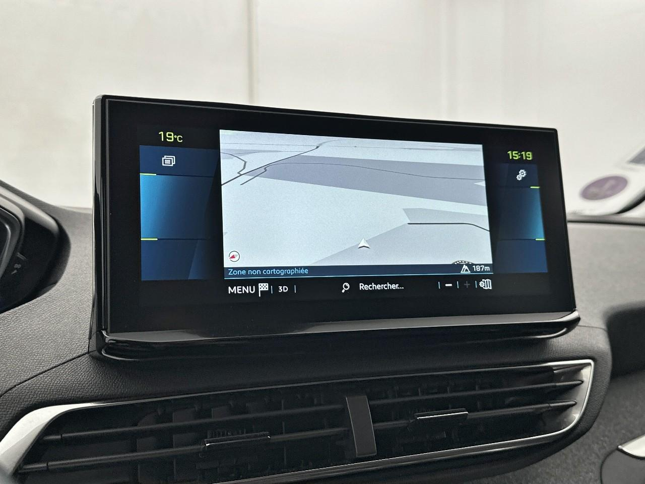 Peugeot 3008 hybrid 225 e-eat8 allure pack — photo 10